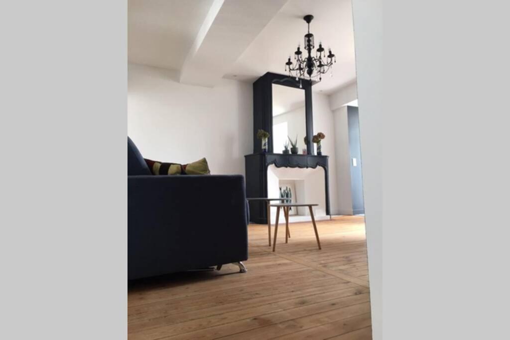 Appartement De Caractere Avec Terrasse. ラ・ロシェル エクステリア 写真