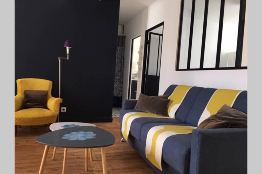 Appartement De Caractere Avec Terrasse. ラ・ロシェル エクステリア 写真