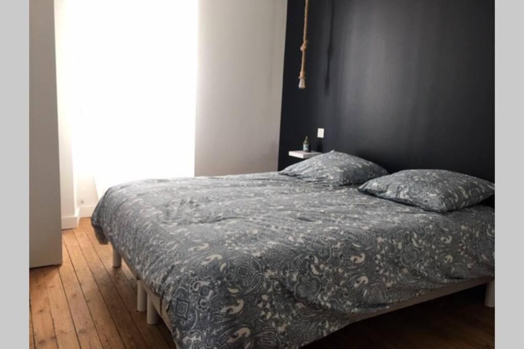 Appartement De Caractere Avec Terrasse. ラ・ロシェル エクステリア 写真